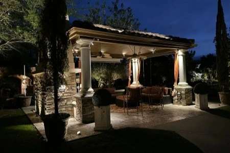 Meilleure période de l’année pour l’installation d’un éclairage extérieur à Montréal