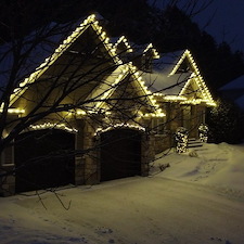 Meilleure-installation-de-lumires-de-Nol-St-Sauveur 1
